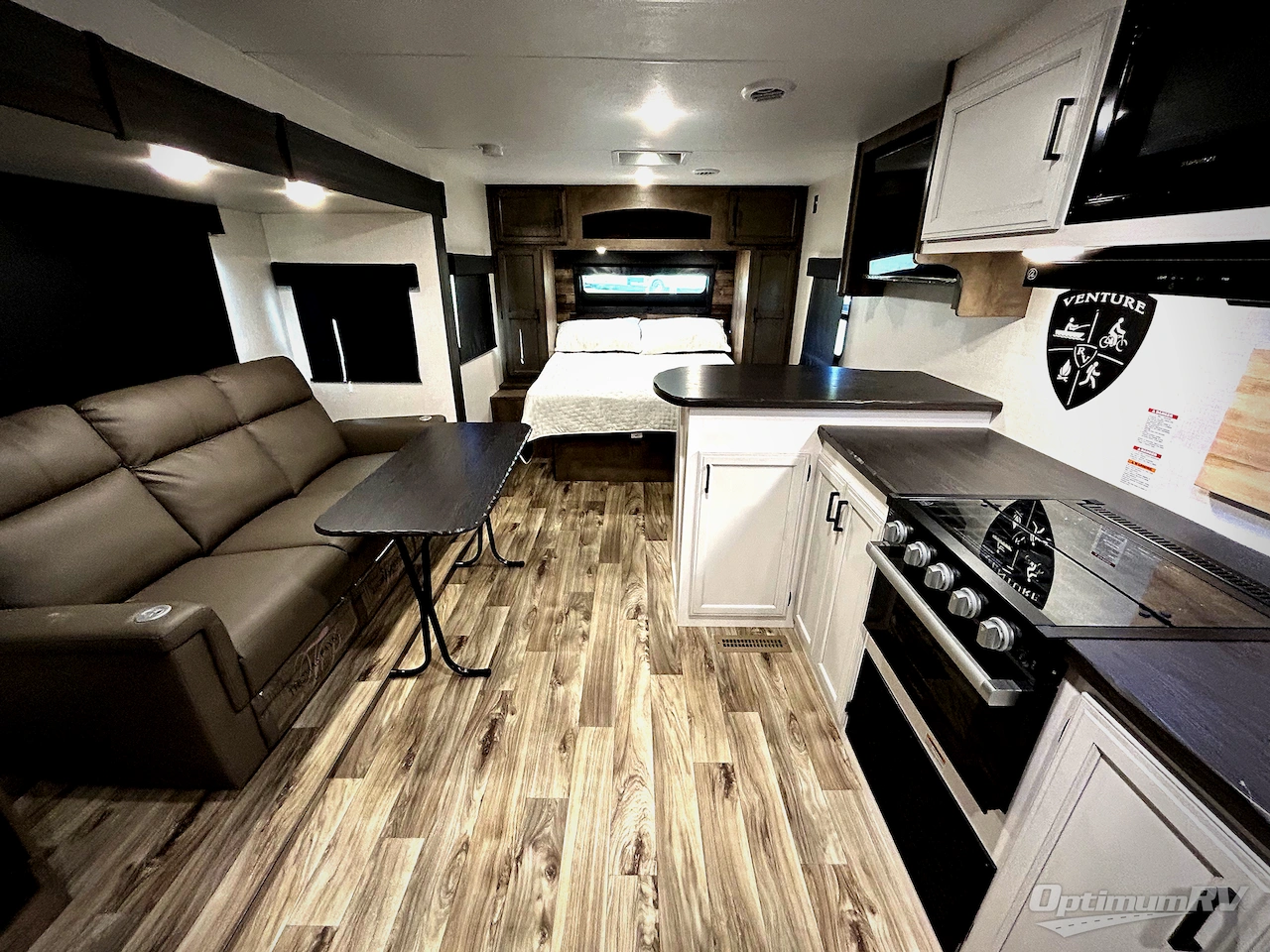 2024 Venture Stratus SR231VRB Photo 5