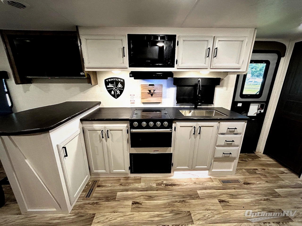 2024 Venture Stratus SR231VRB Photo 6