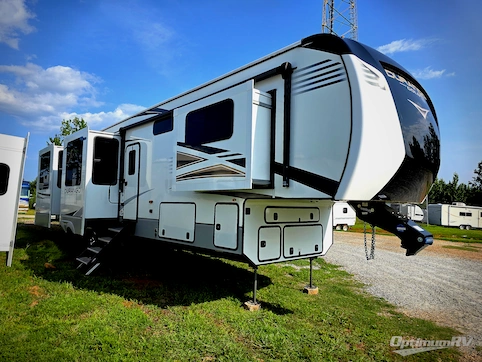 Used 2023 KZ Durango Gold G391RKF Featured Photo