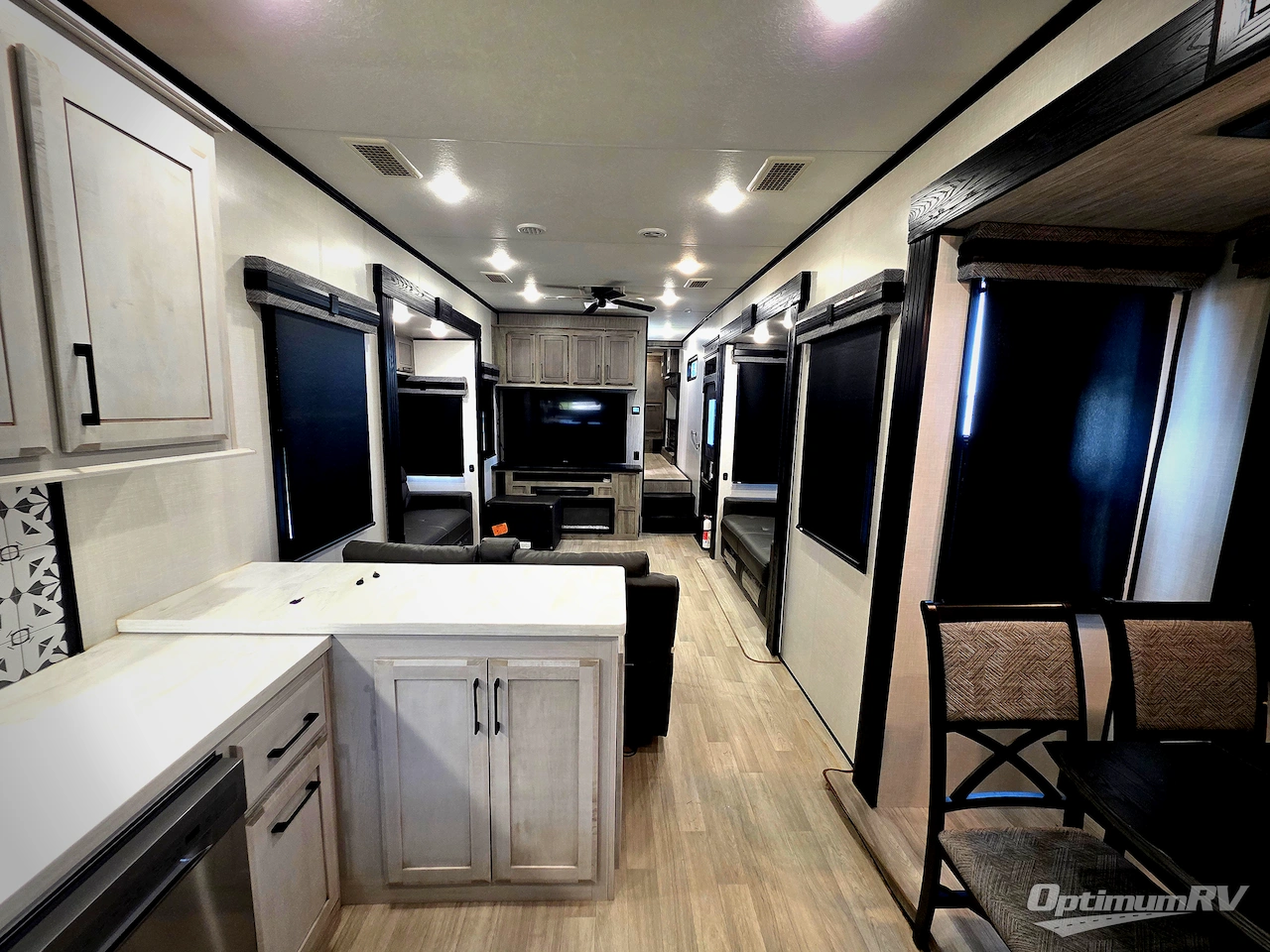 2023 KZ Durango Gold G391RKF Photo 5