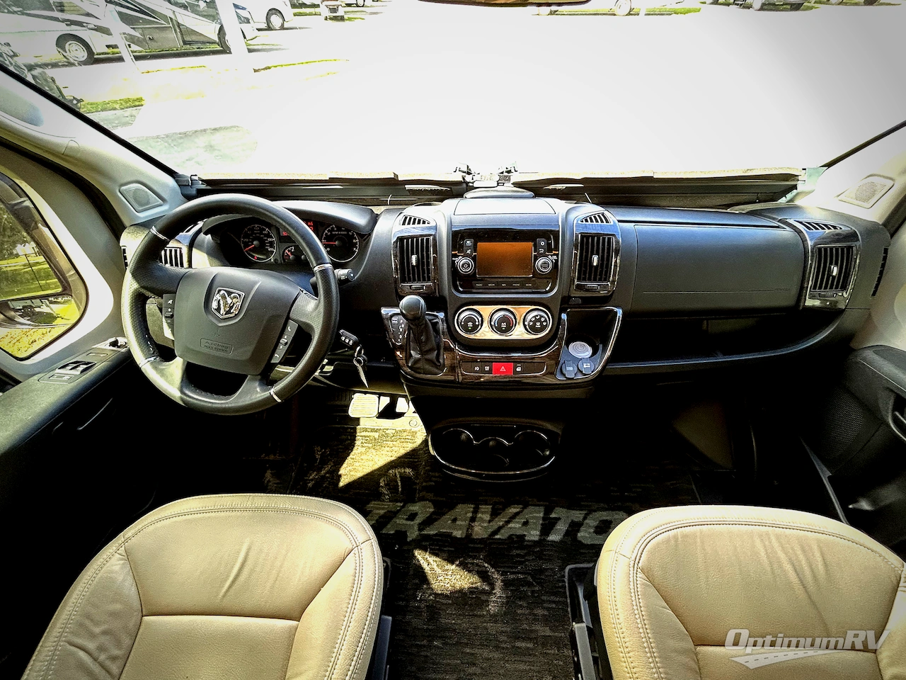 2021 Winnebago Travato 59GL Photo 8