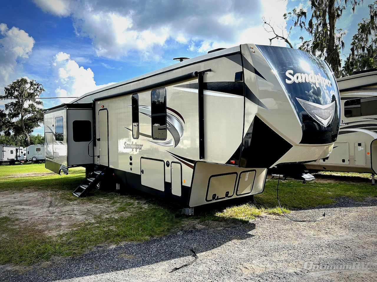 2019 Forest River Sandpiper 372LOK Photo 21