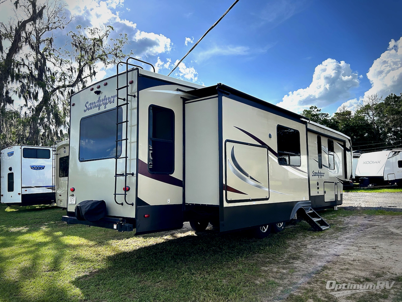 2019 Forest River Sandpiper 372LOK Photo 23