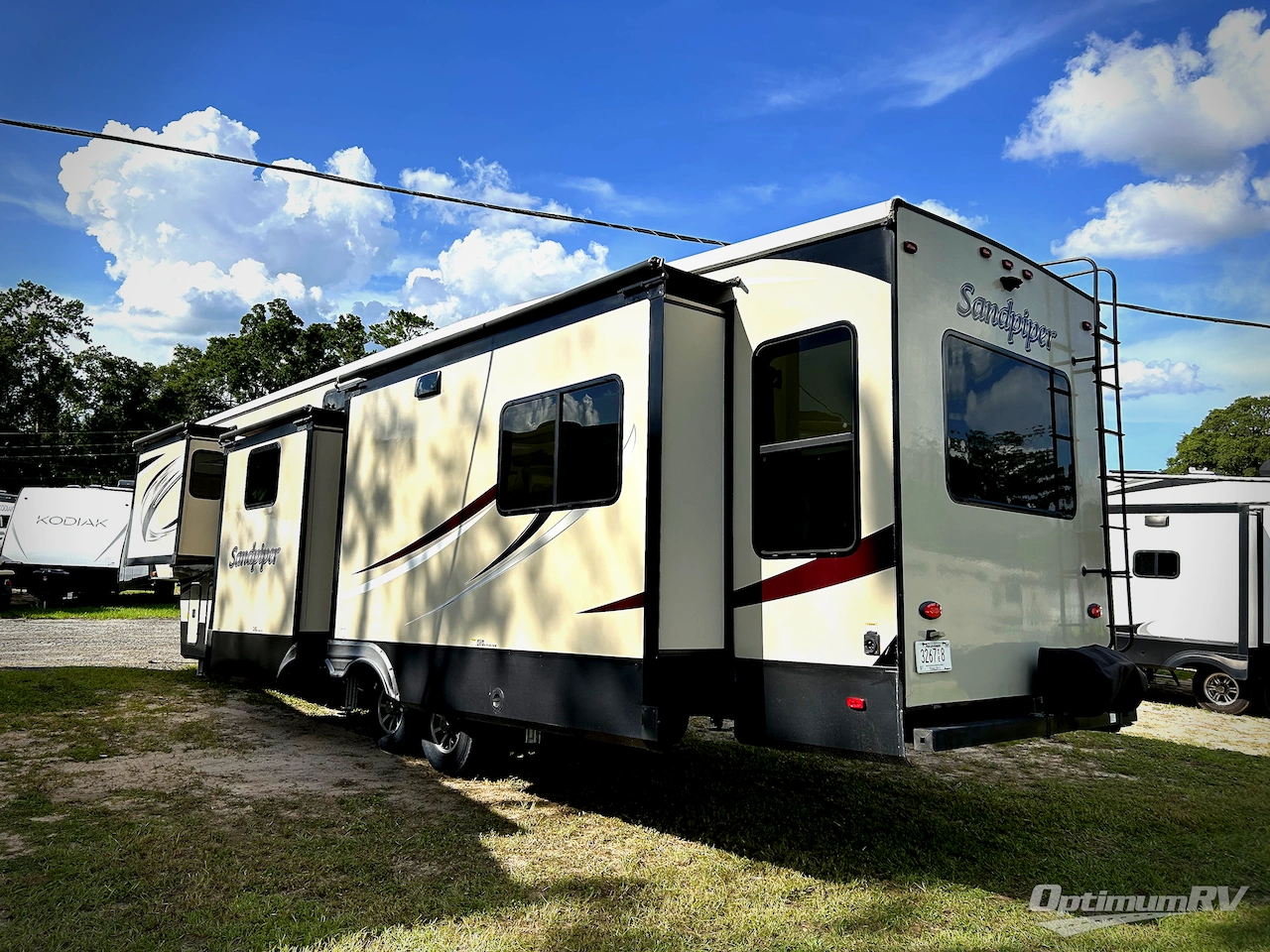 2019 Forest River Sandpiper 372LOK Photo 24