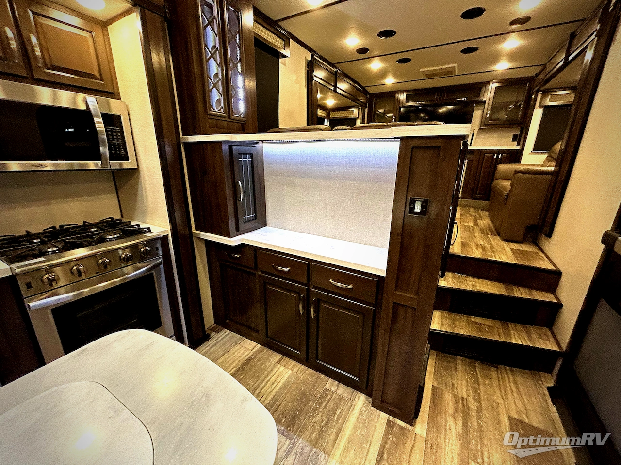 2022 Dutchmen Yukon 421FL Photo 11