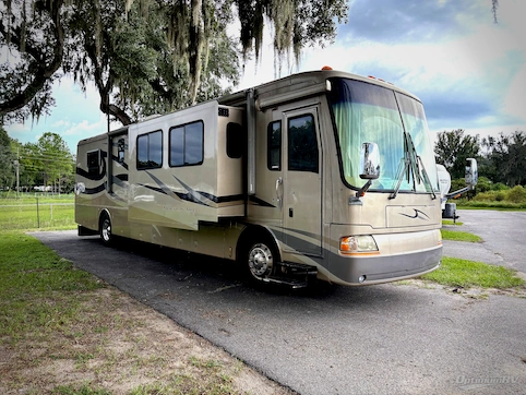 Used 2004 Newmar Mountain Aire 4016 Featured Photo