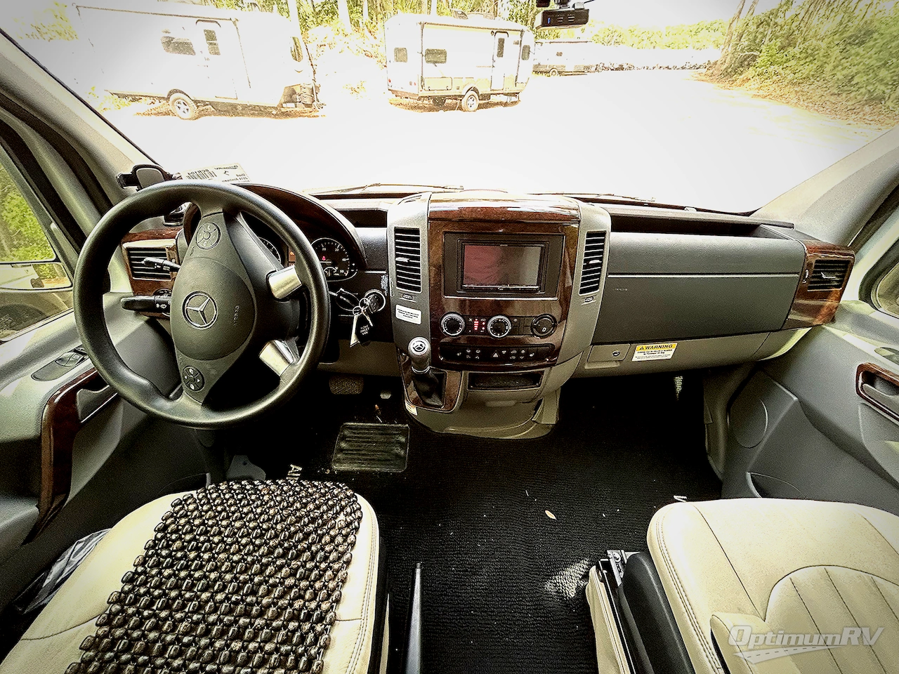 2014 Airstream Interstate Interstate Ext Lounge Photo 7