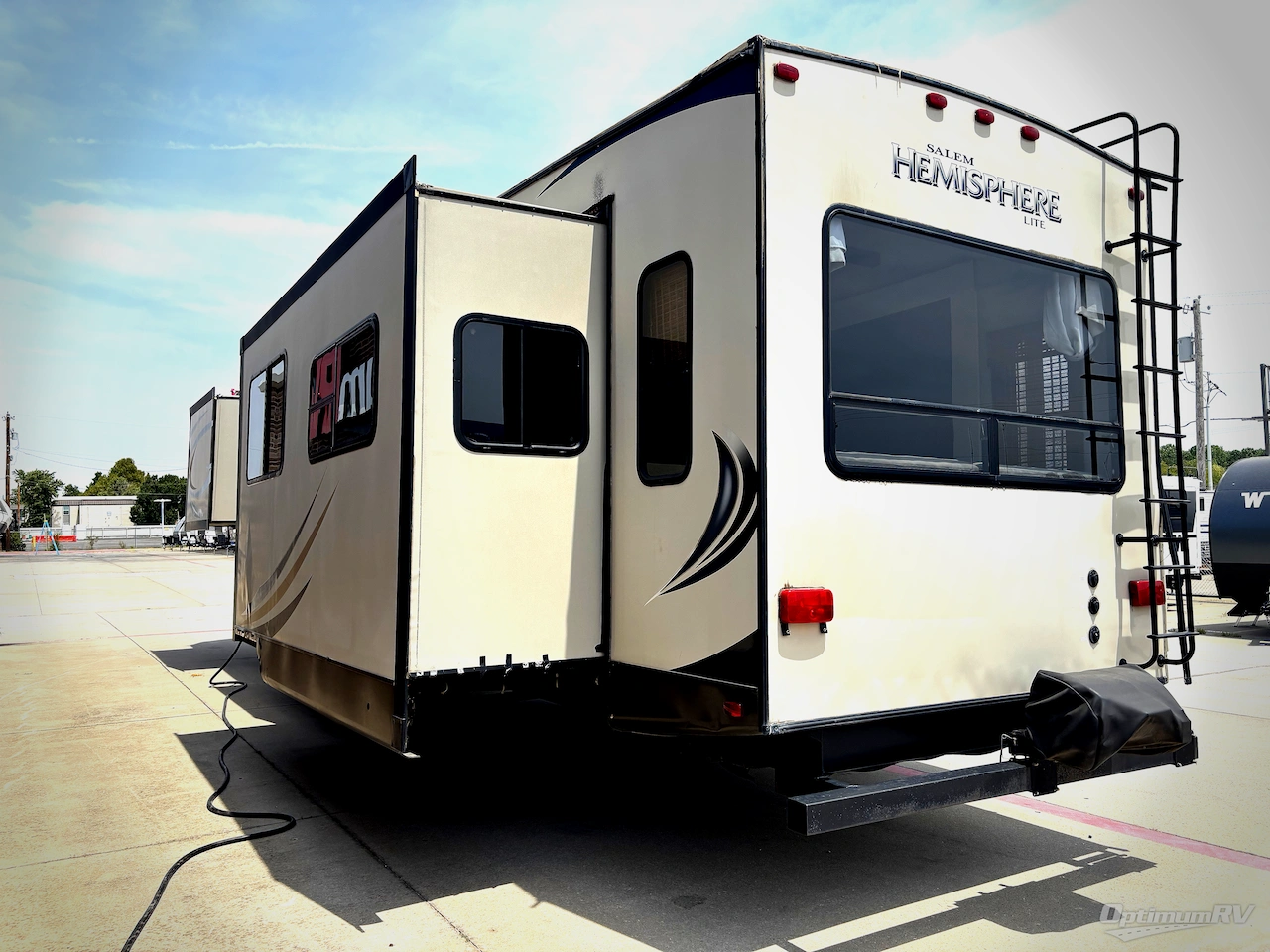 2016 Forest River Salem Hemisphere Lite 368RLBHK Photo 3