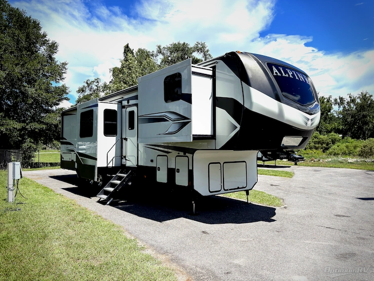 2022 Keystone alpine 3790FK RV Photo 1