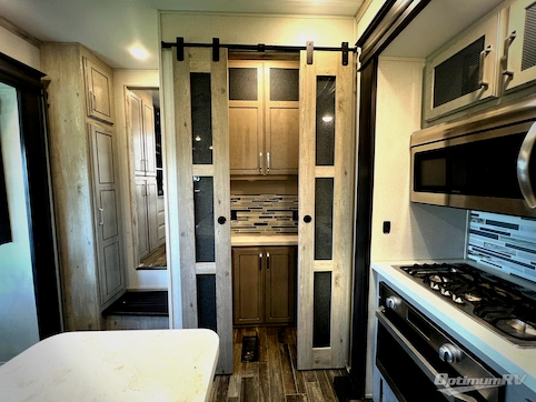 2021 Keystone alpine 3712KB RV Photo 3