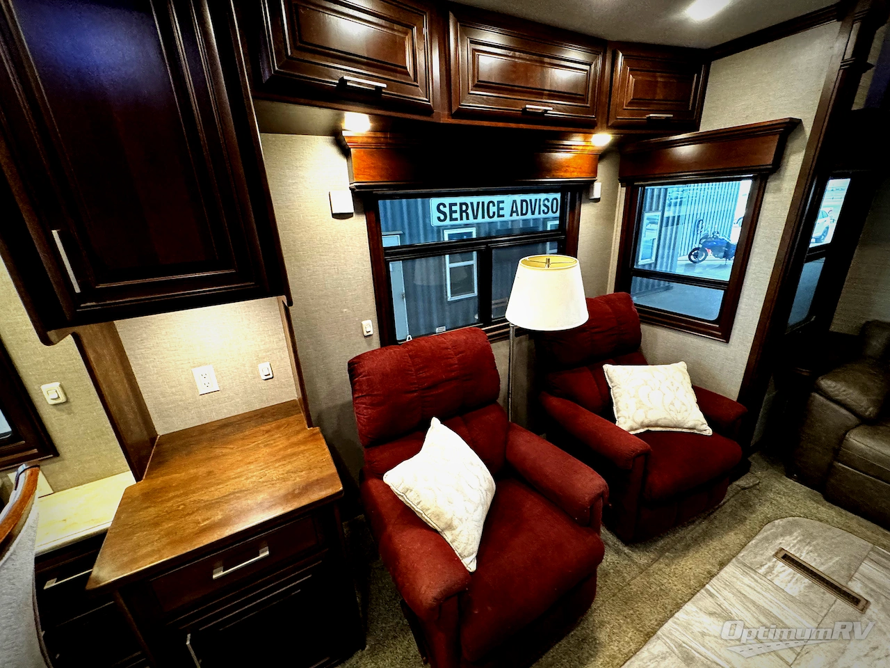 2019 DRV Luxury Suites Mobile Suites 40KSSB4 Photo 10