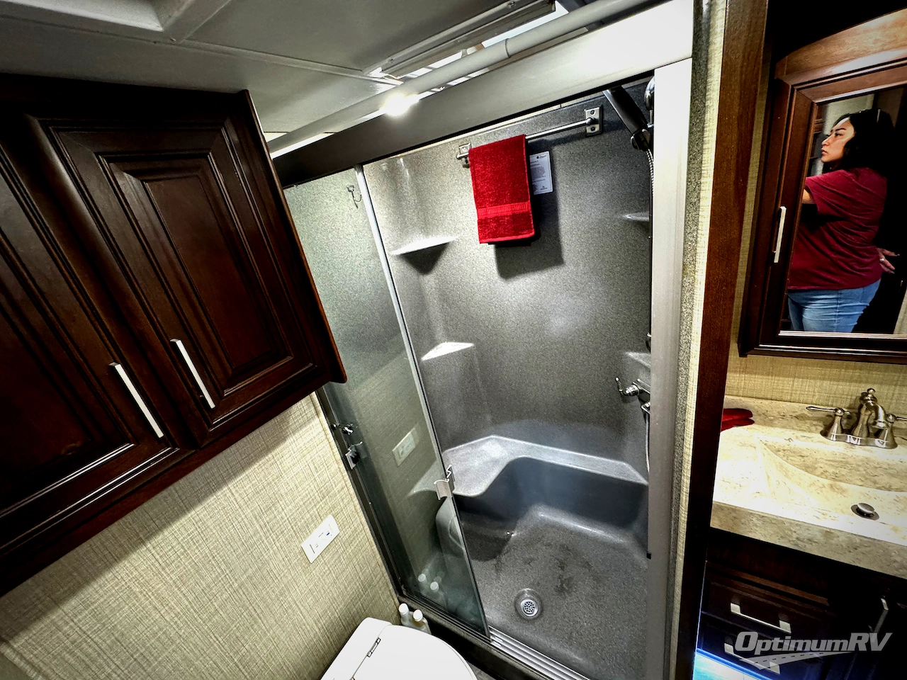 2019 DRV Luxury Suites Mobile Suites 40KSSB4 Photo 18