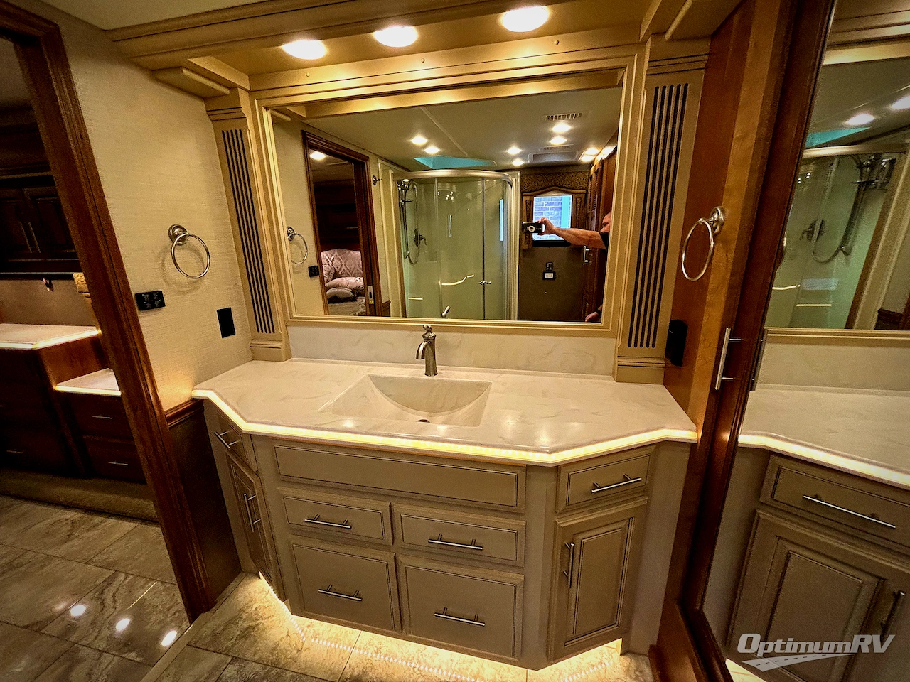 2017 Entegra Anthem 44B Photo 21