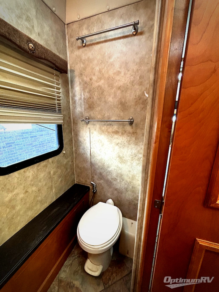 2008 Gulf Stream Tour Master T40B Photo 19