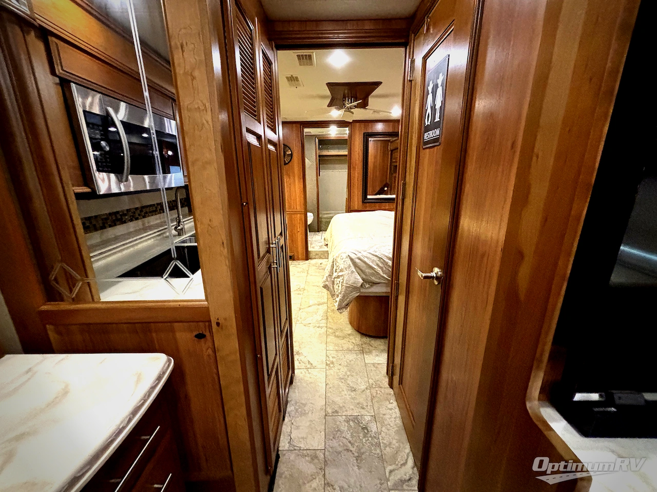 2017 Entegra Aspire 42RBQ Photo 15