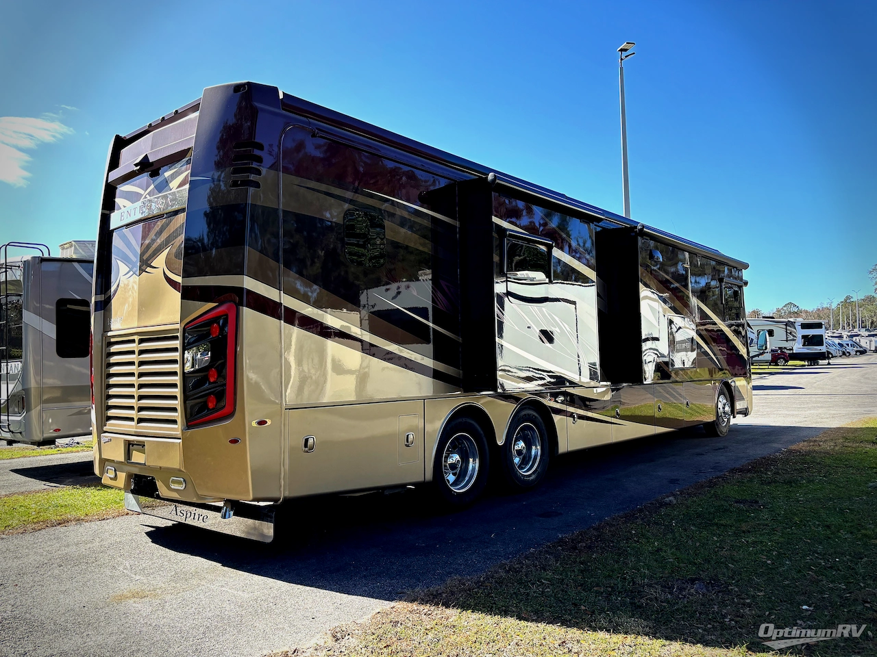 2017 Entegra Aspire 42RBQ Photo 2