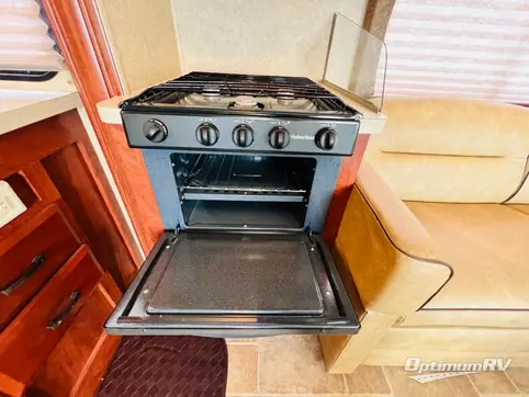 2013 Forest River Sunseeker 2860DS Ford RV Photo 3