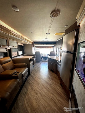 2021 Fleetwood Fortis 34MB RV Photo 2