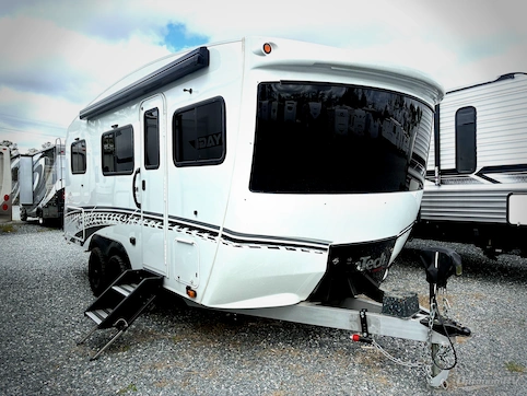 Used 2025 inTech RV Aucta MAGNOLIA Featured Photo