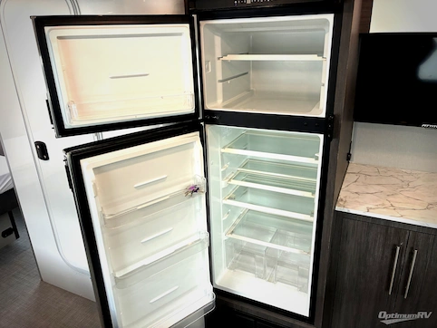 2025 inTech RV Aucta MAGNOLIA RV Photo 4