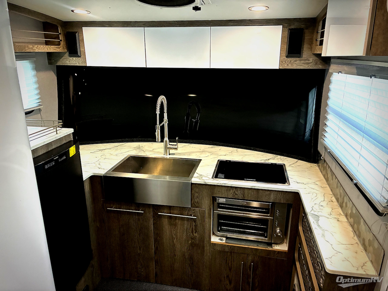 2020 inTech RV Sol Eclipse Photo 3