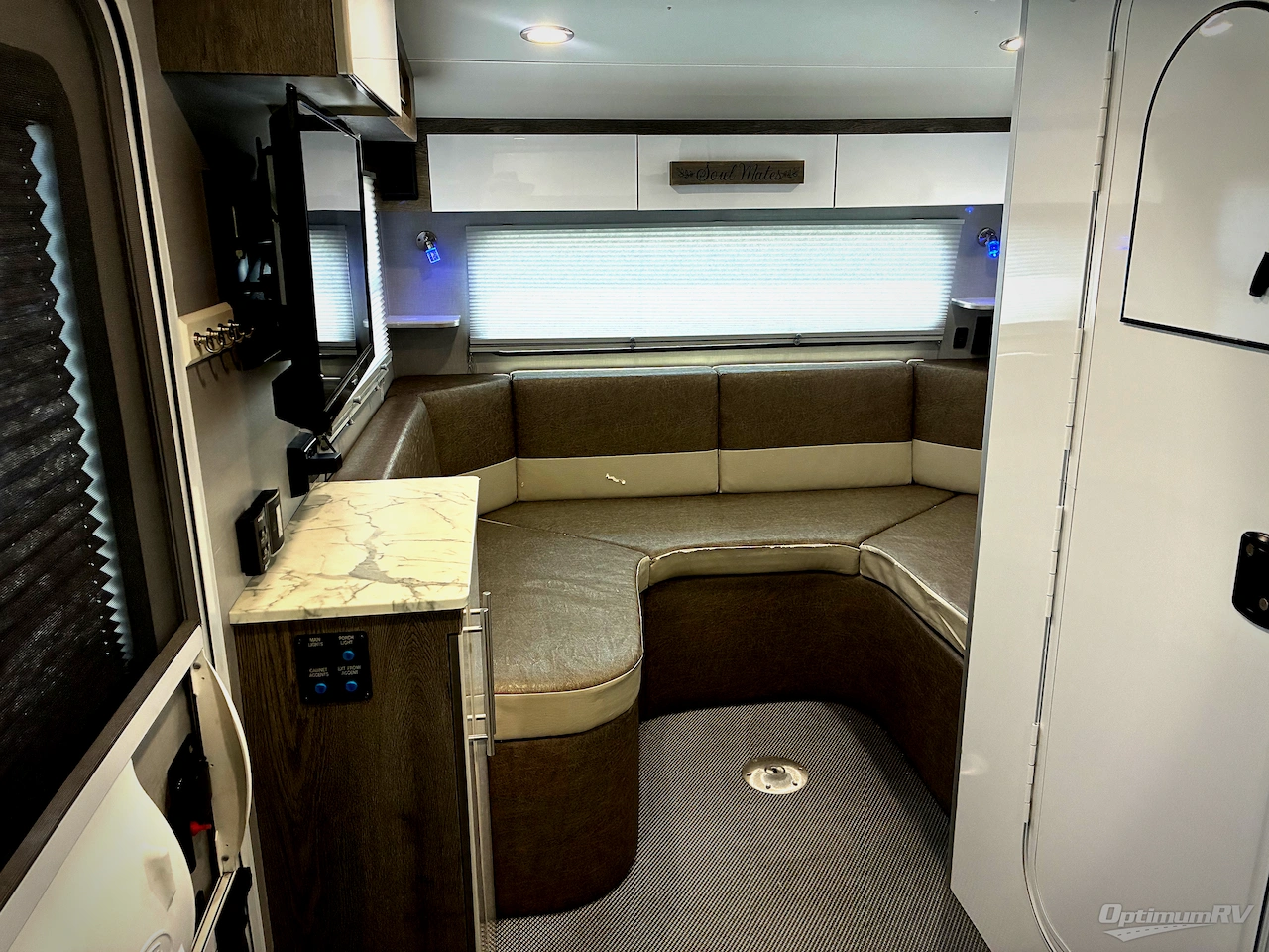 2020 inTech RV Sol Eclipse Photo 12