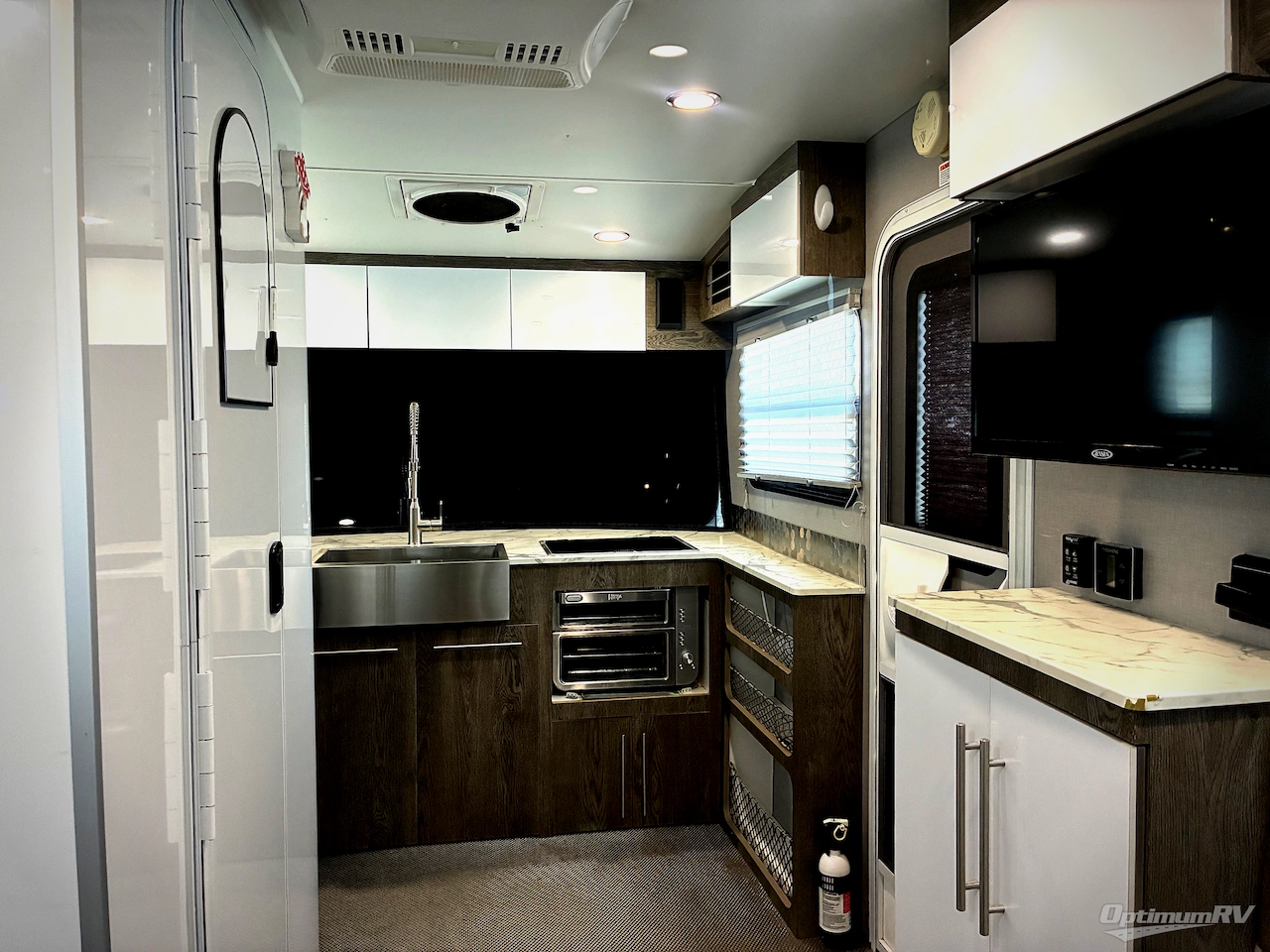 2020 inTech RV Sol Eclipse Photo 13