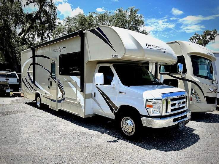 2018 Thor FREEDOM ELITE 29FE RV Photo 1