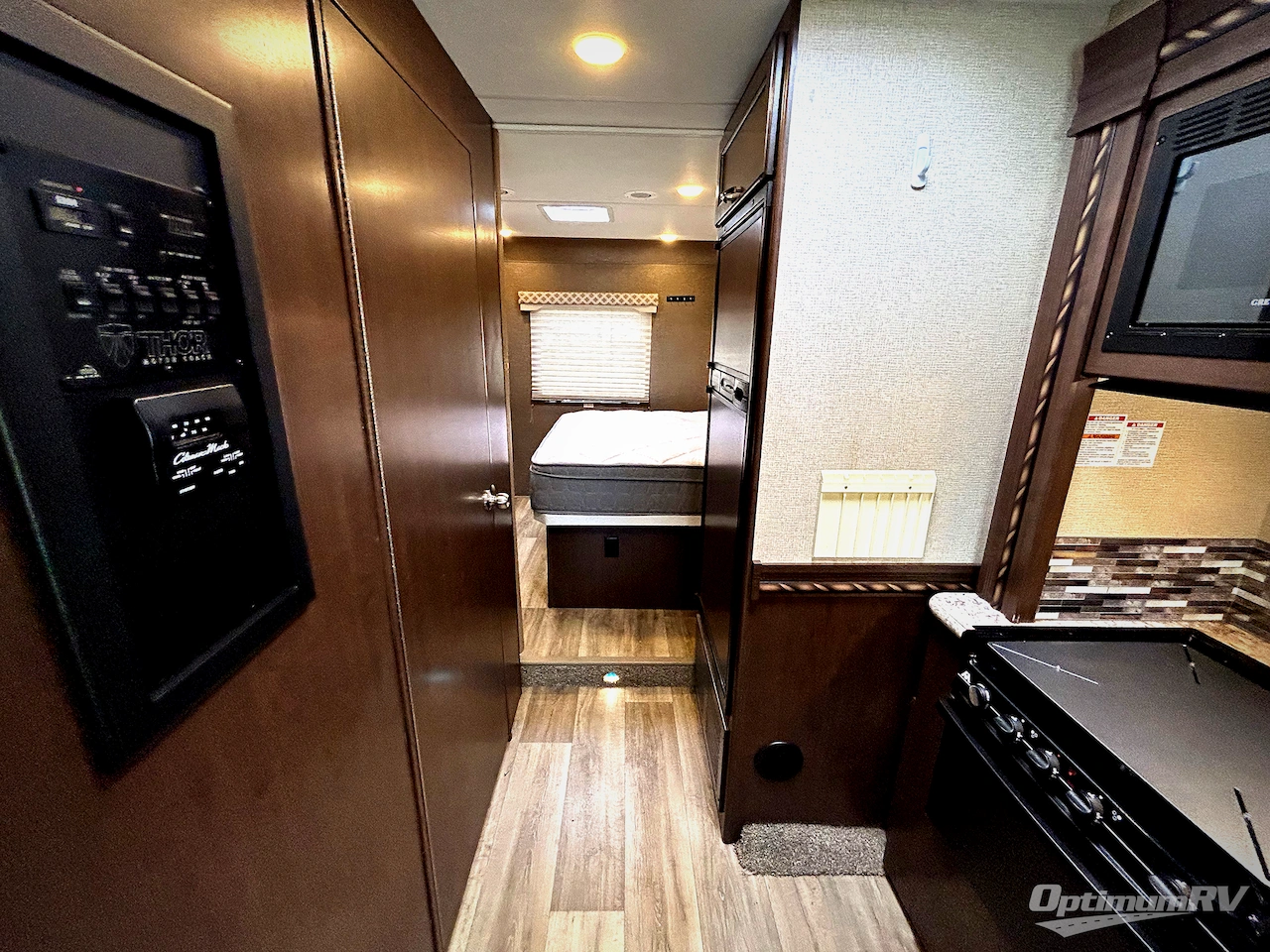 2018 Thor FREEDOM ELITE 29FE Photo 14