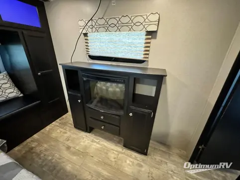 2019 Venture SportTrek Touring Edition 336VRK RV Photo 4