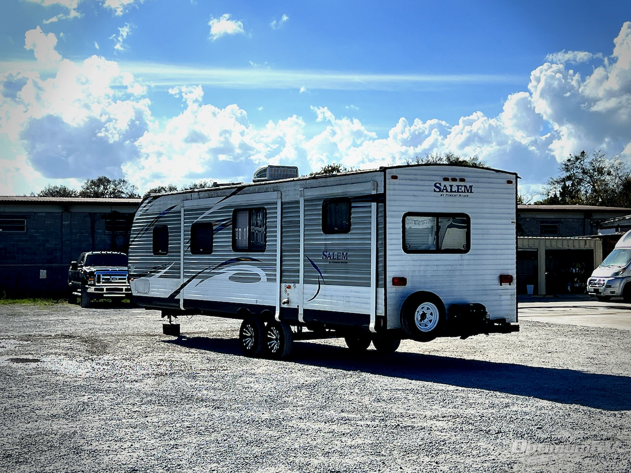 2017 Forest River Salem 28CKDS Photo 3