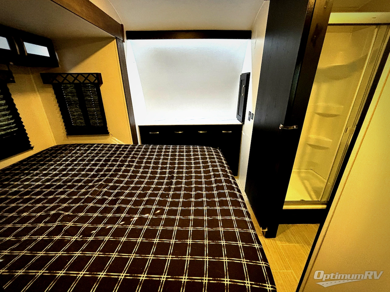 2024 Forest River Work and Play 21LT Photo 7