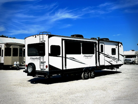 2022 Forest River Flagstaff Super Lite 29RLBS RV Photo 2