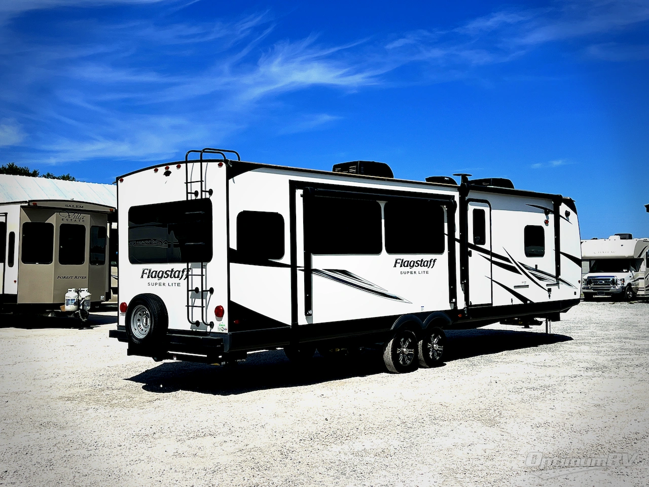 2022 Forest River Flagstaff Super Lite 29RLBS Photo 2