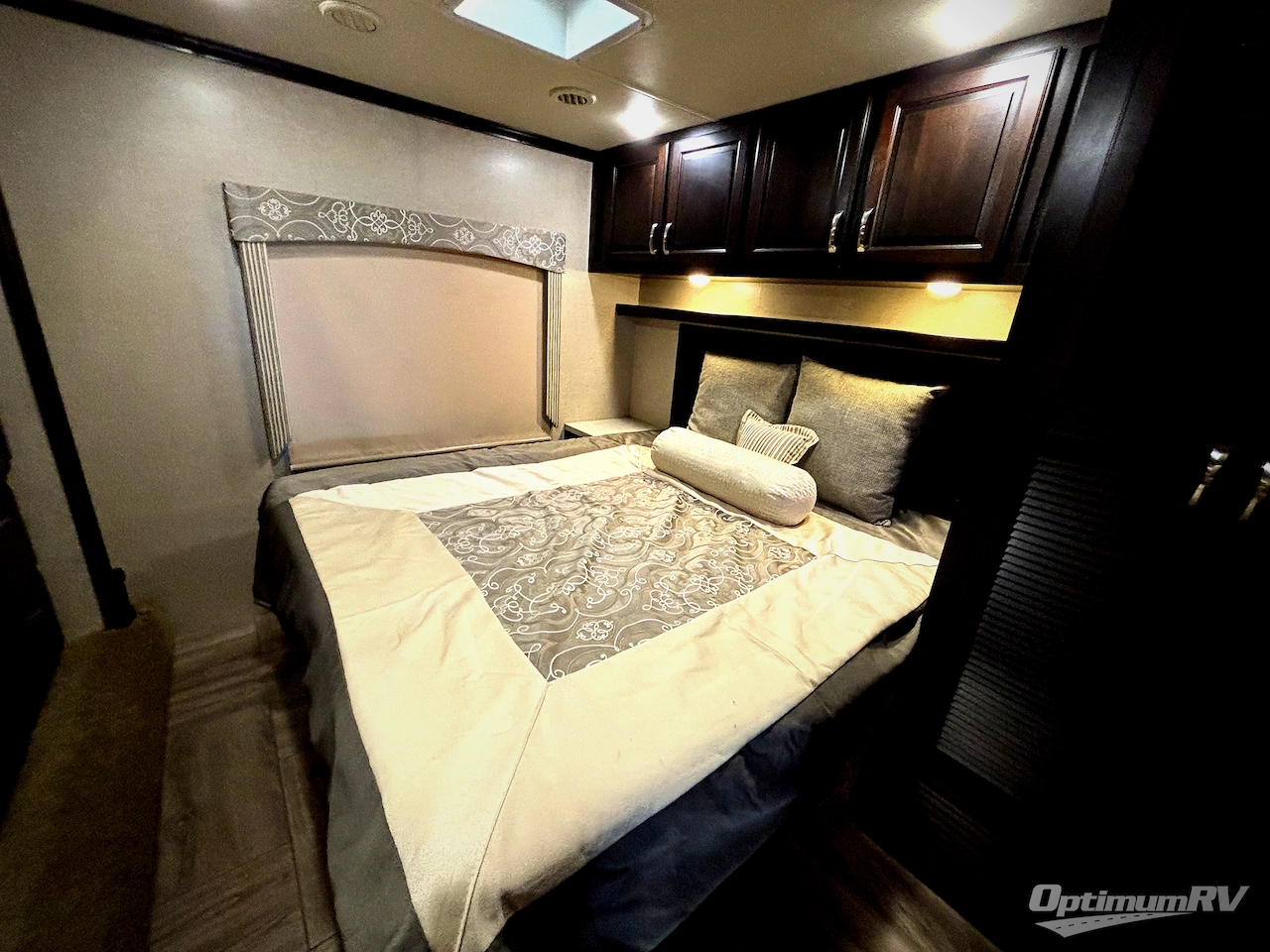 2018 Dynamax DX3 37BH Photo 28
