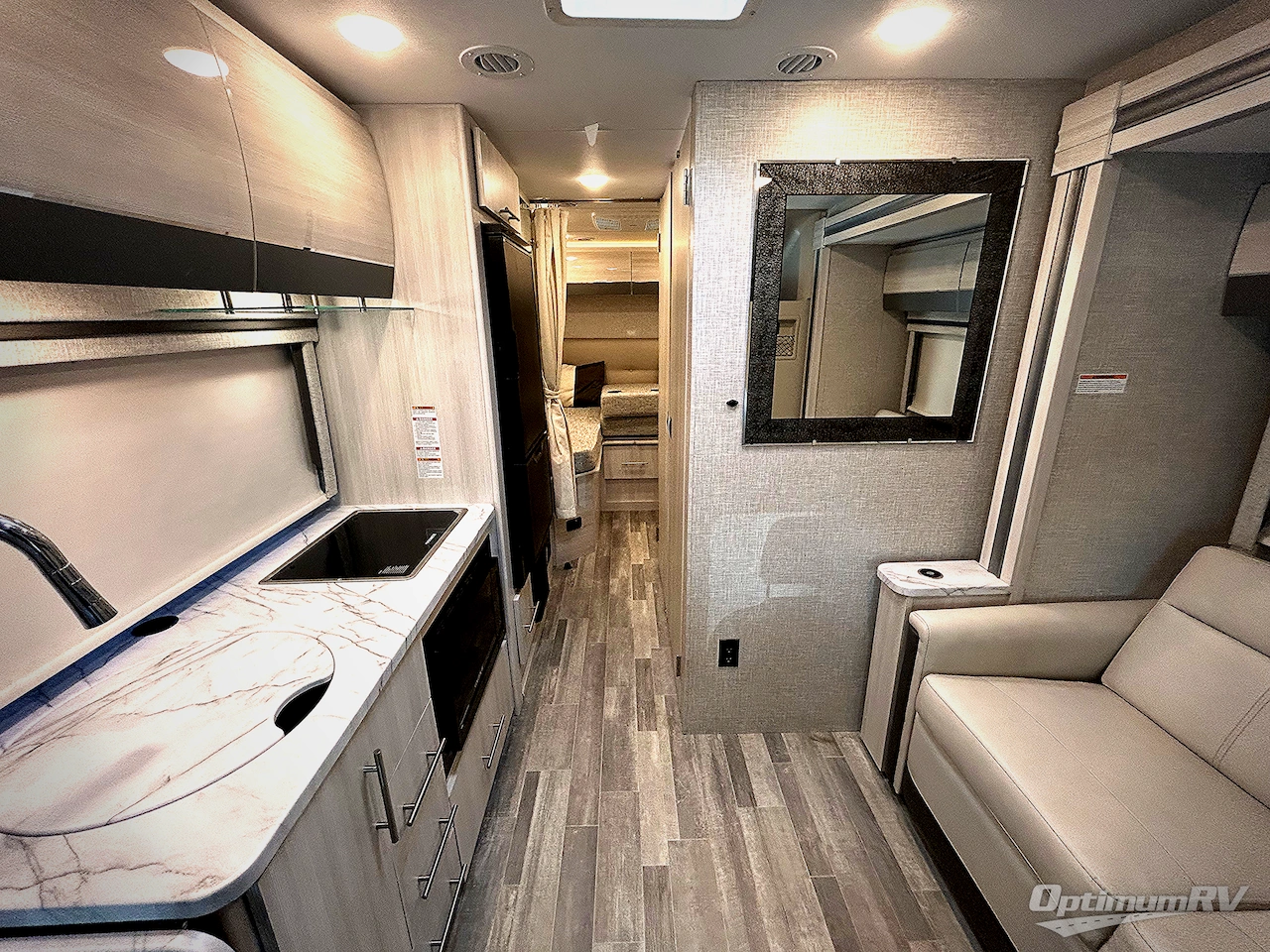 2024 Thor Compass AWD 24KB Photo 6