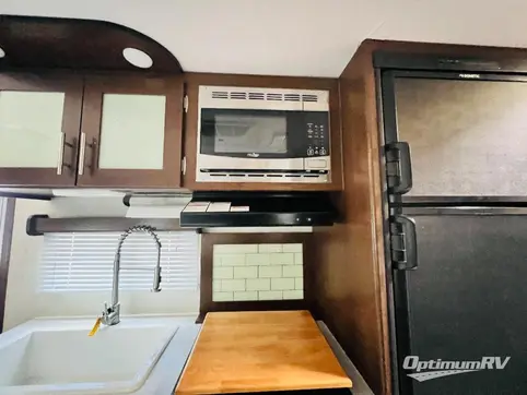 2018 Prime Time Avenger ATI 26BBS RV Photo 3