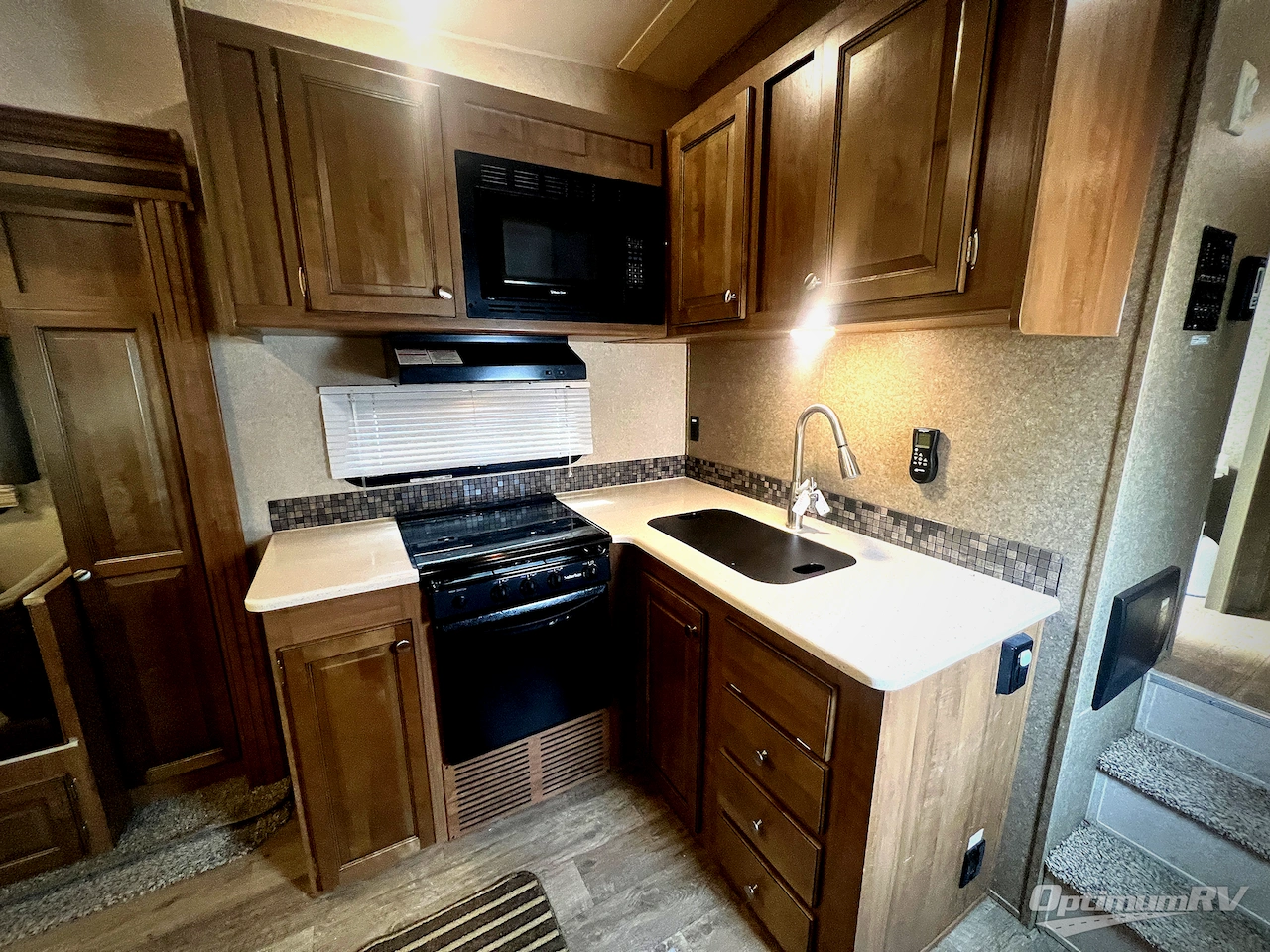 2019 Forest River Rockwood Ultra Lite 2650WS Photo 14