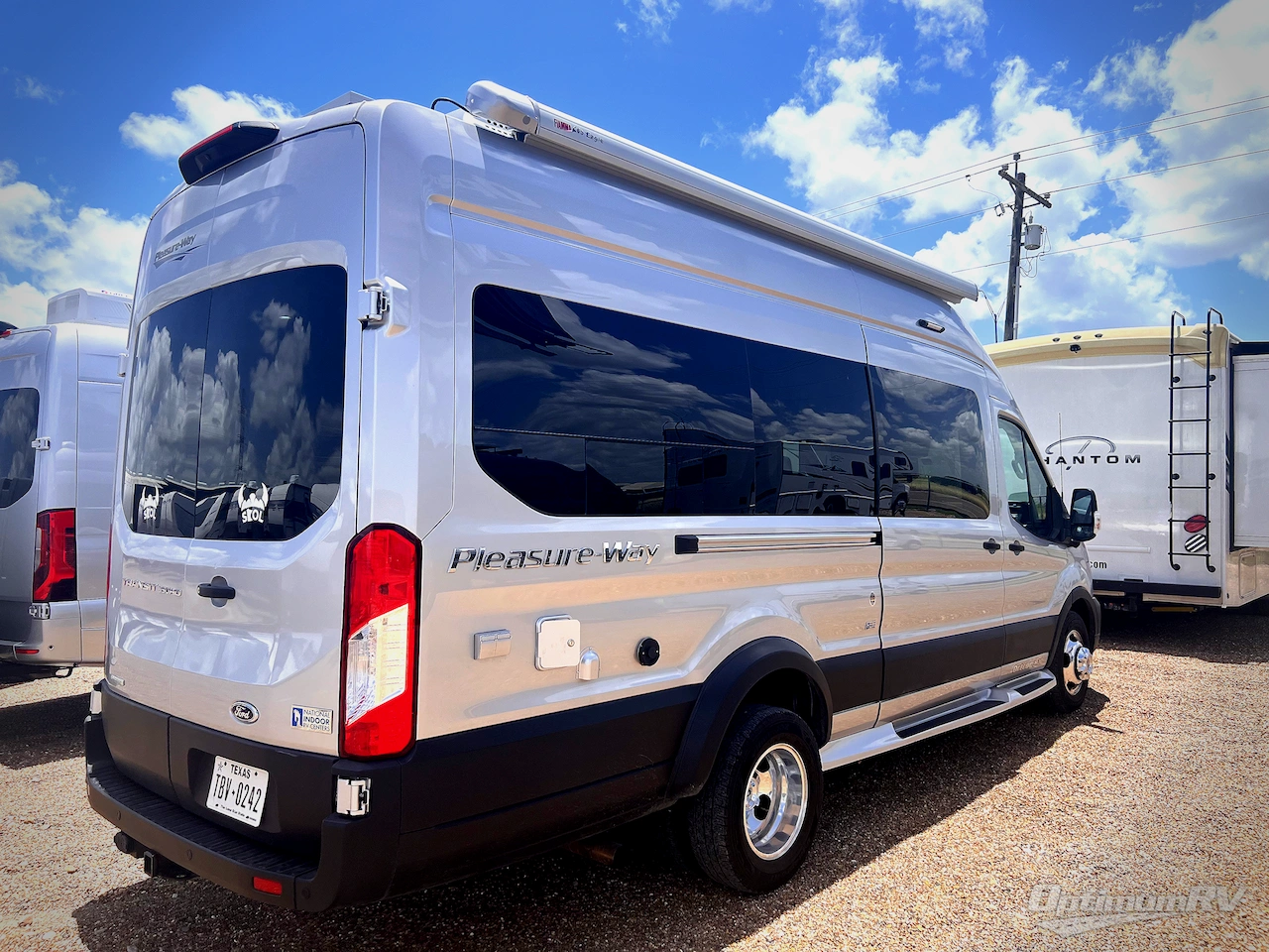 2023 Pleasure-Way Ontour 2.2 Photo 2