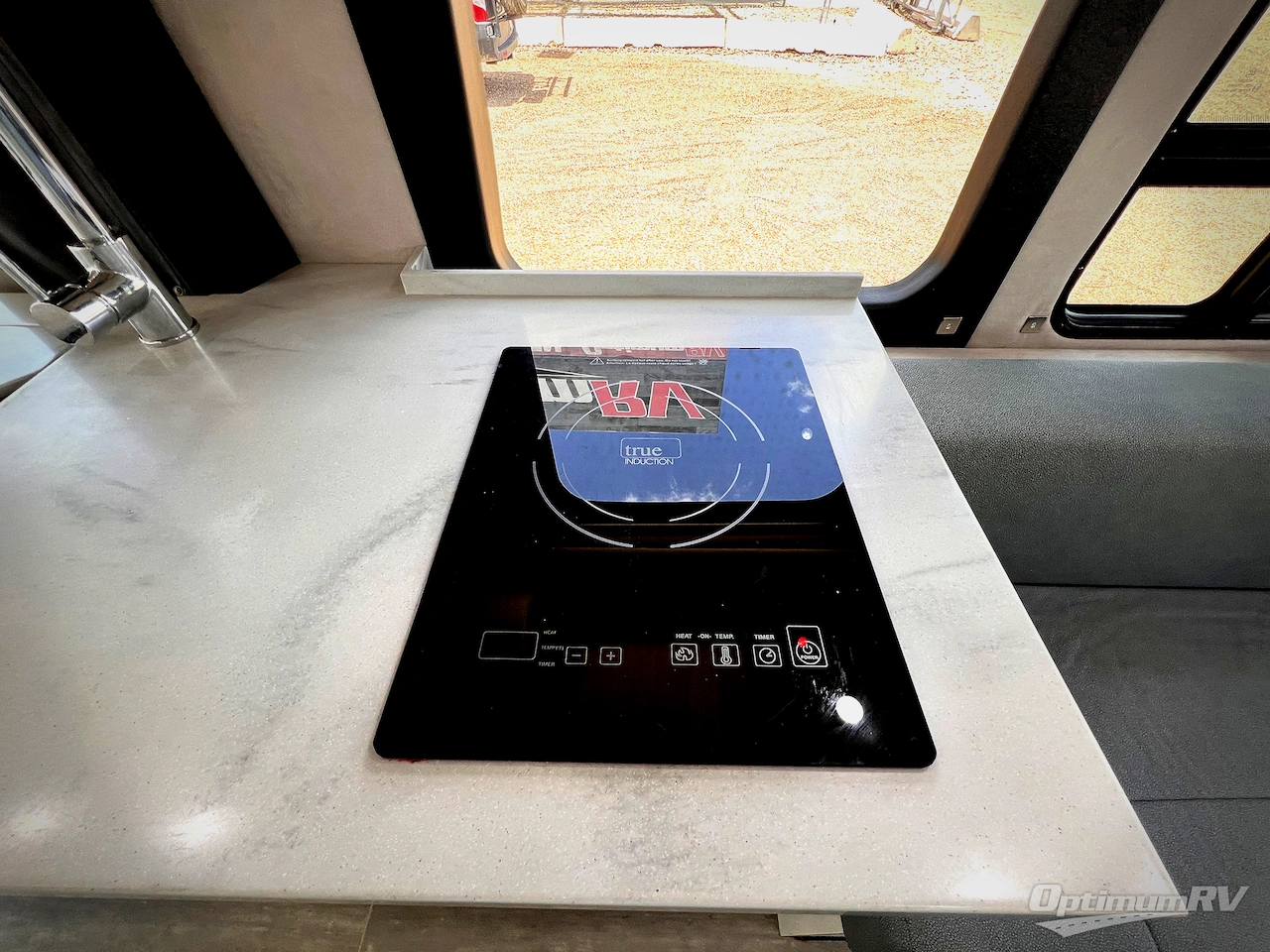 2023 Pleasure-Way Ontour 2.2 Photo 10