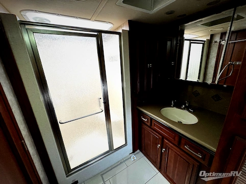 2012 Itasca Ellipse 42QD RV Photo 4