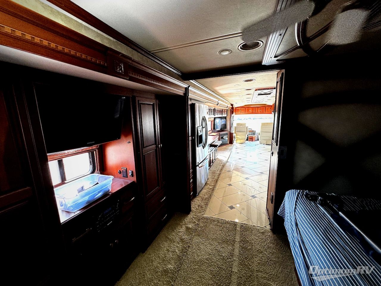 2012 Itasca Ellipse 42QD Photo 16