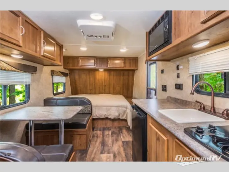 2017 Gulf Stream Ameri Lite Super Lite 198 BH RV Photo 1