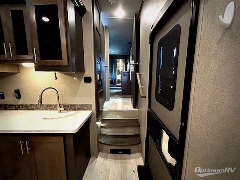 2019 Forest River Flagstaff Classic Super Lite 8528CBS RV Photo 2
