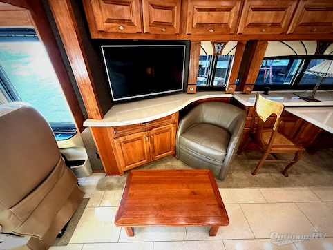 2016 Tiffin Phaeton 36GH RV Photo 2