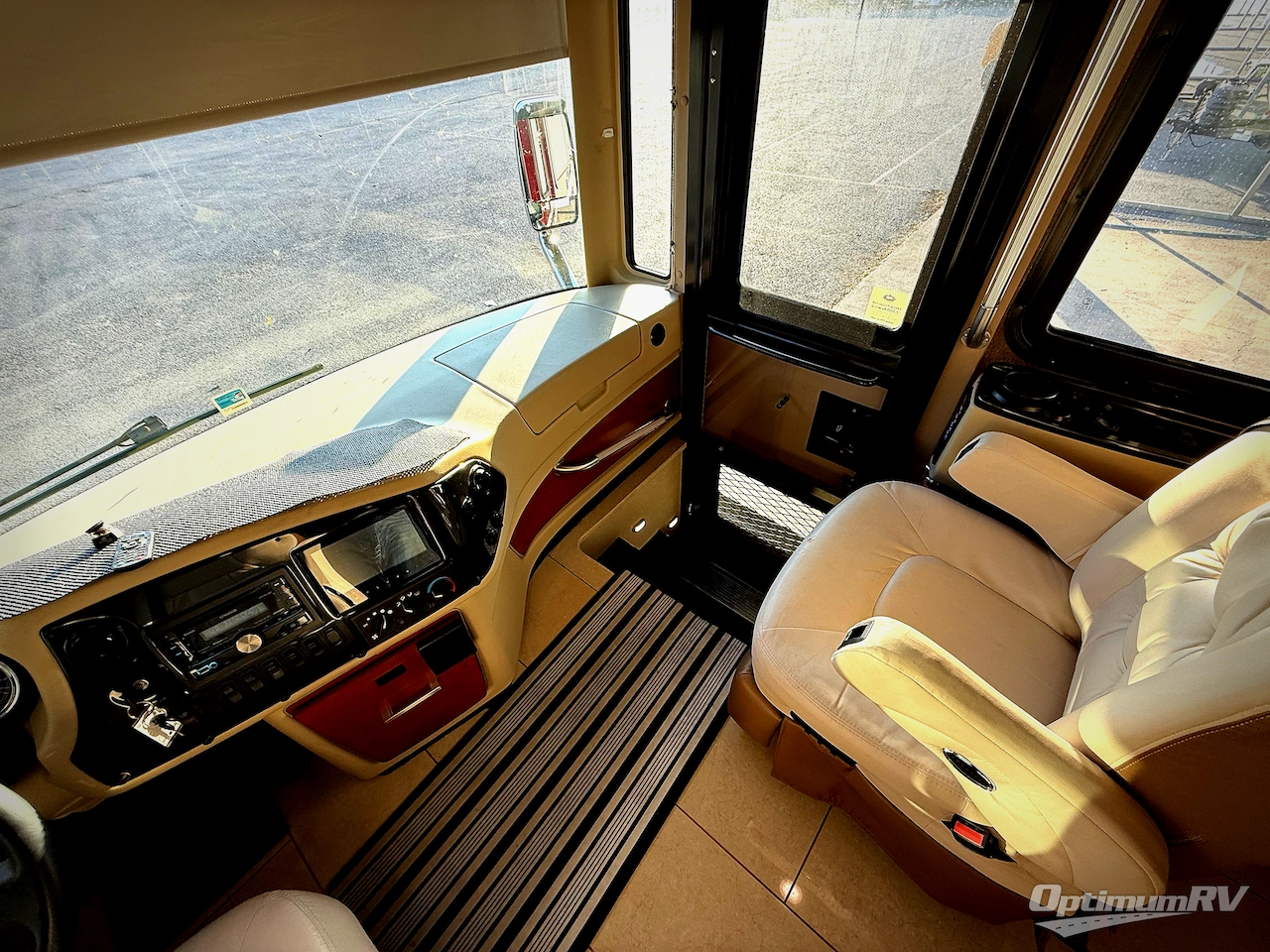 2016 Tiffin Phaeton 36GH Photo 7