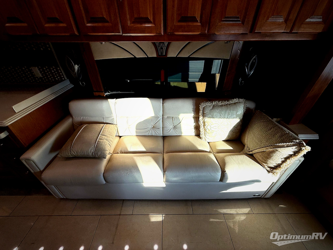 2016 Tiffin Phaeton 36GH Photo 9