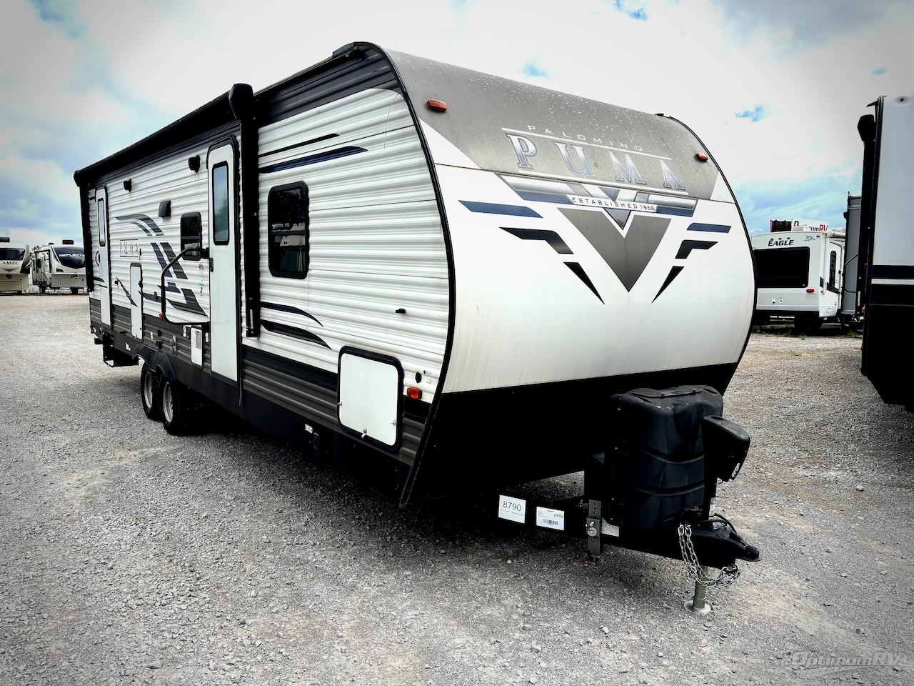 2021 Palomino Puma 28DBFQ Photo 1