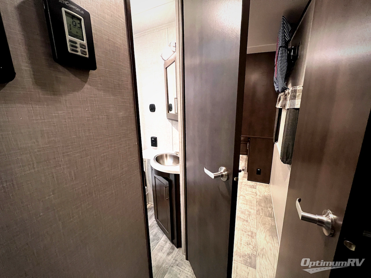 2022 Forest River Flagstaff Classic 832lKRL Photo 30