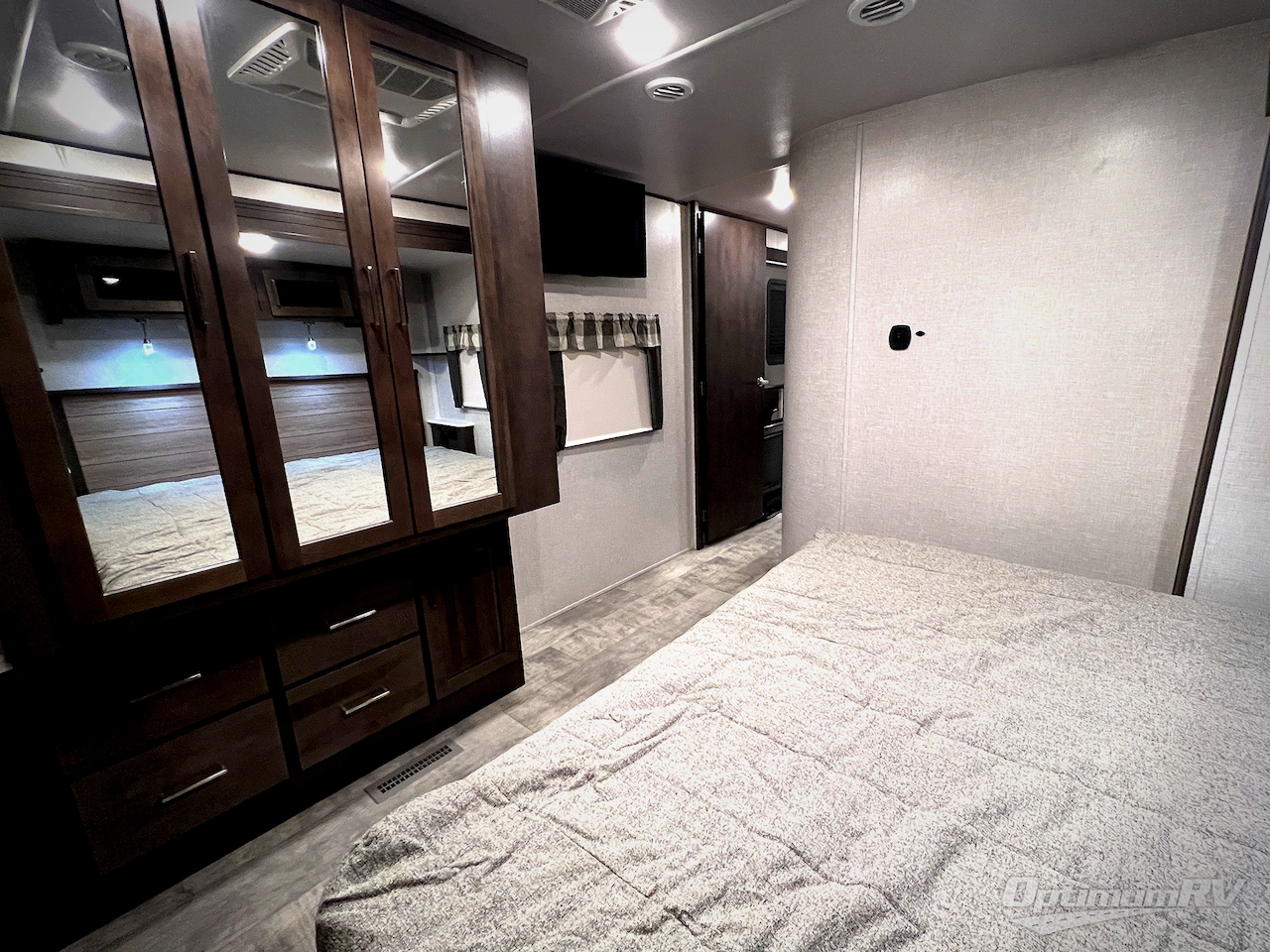 2022 Forest River Flagstaff Classic 832lKRL Photo 43